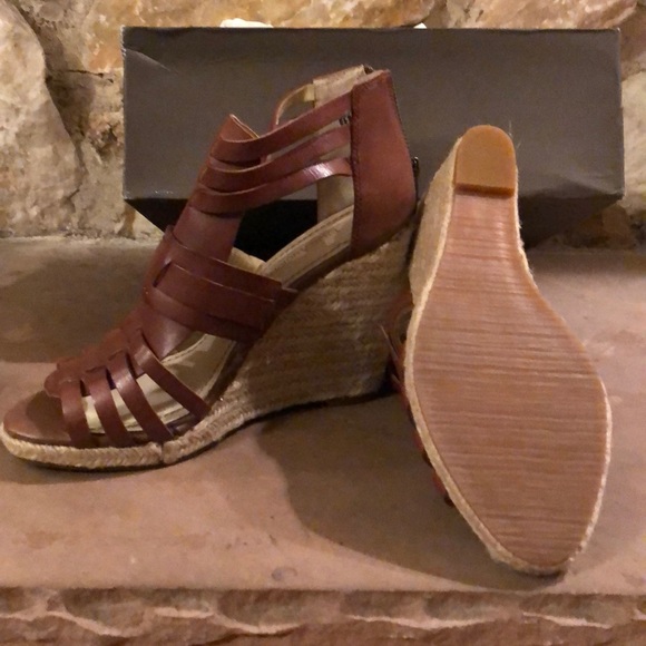 Brand new leather wedges - Picture 1 of 3
